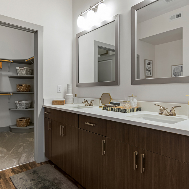 Creekside at Crabtree - Bathroom with Closet Space