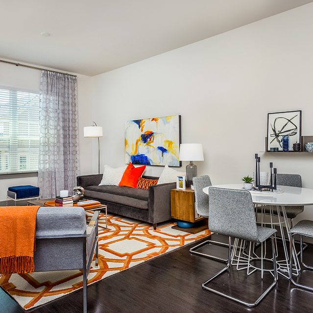 Creekside at Crabtree - Living Room with Modern Decor