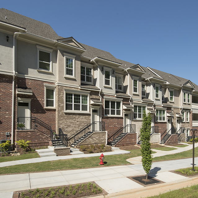 Creekside at Crabtree - Apartments with Stairs to Entrance