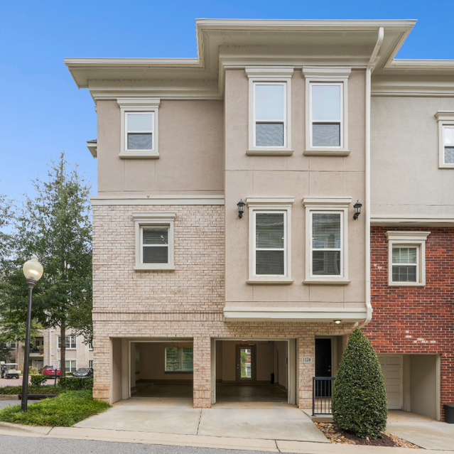 Creekside at Crabtree | A2A Townhome